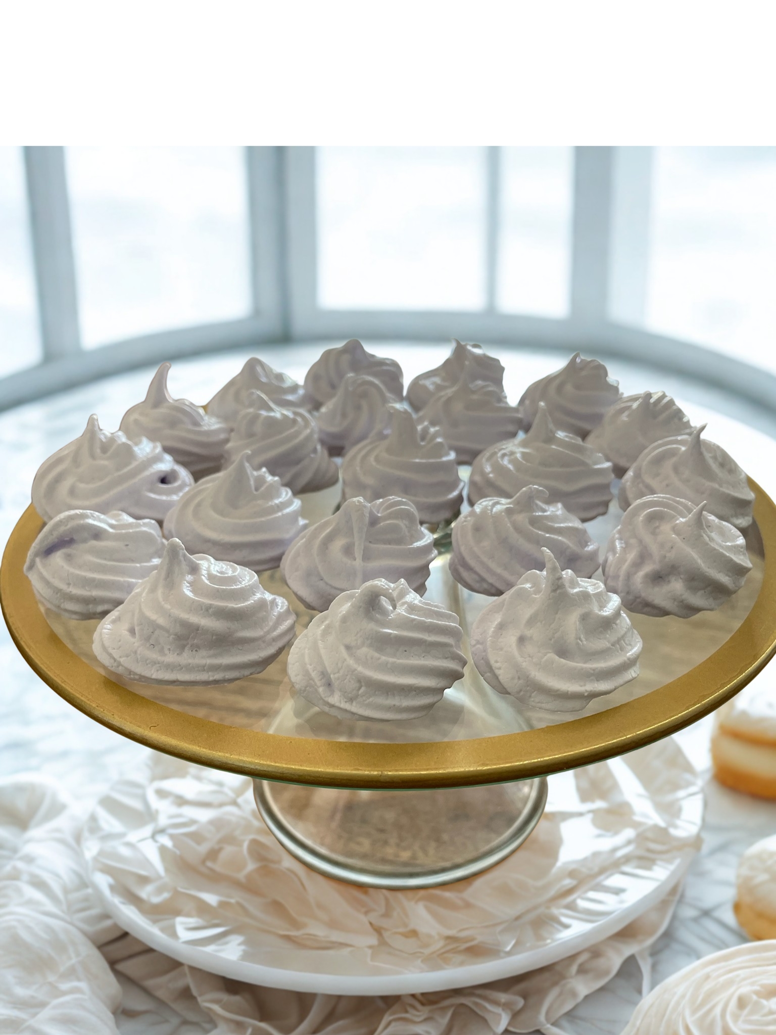 Wedding favor cookies with elegant designs